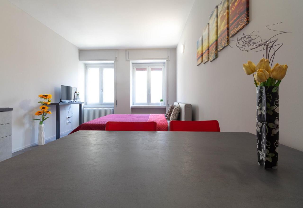 Appartamento Girasole - Affitti Brevi Italia Lecco Dış mekan fotoğraf